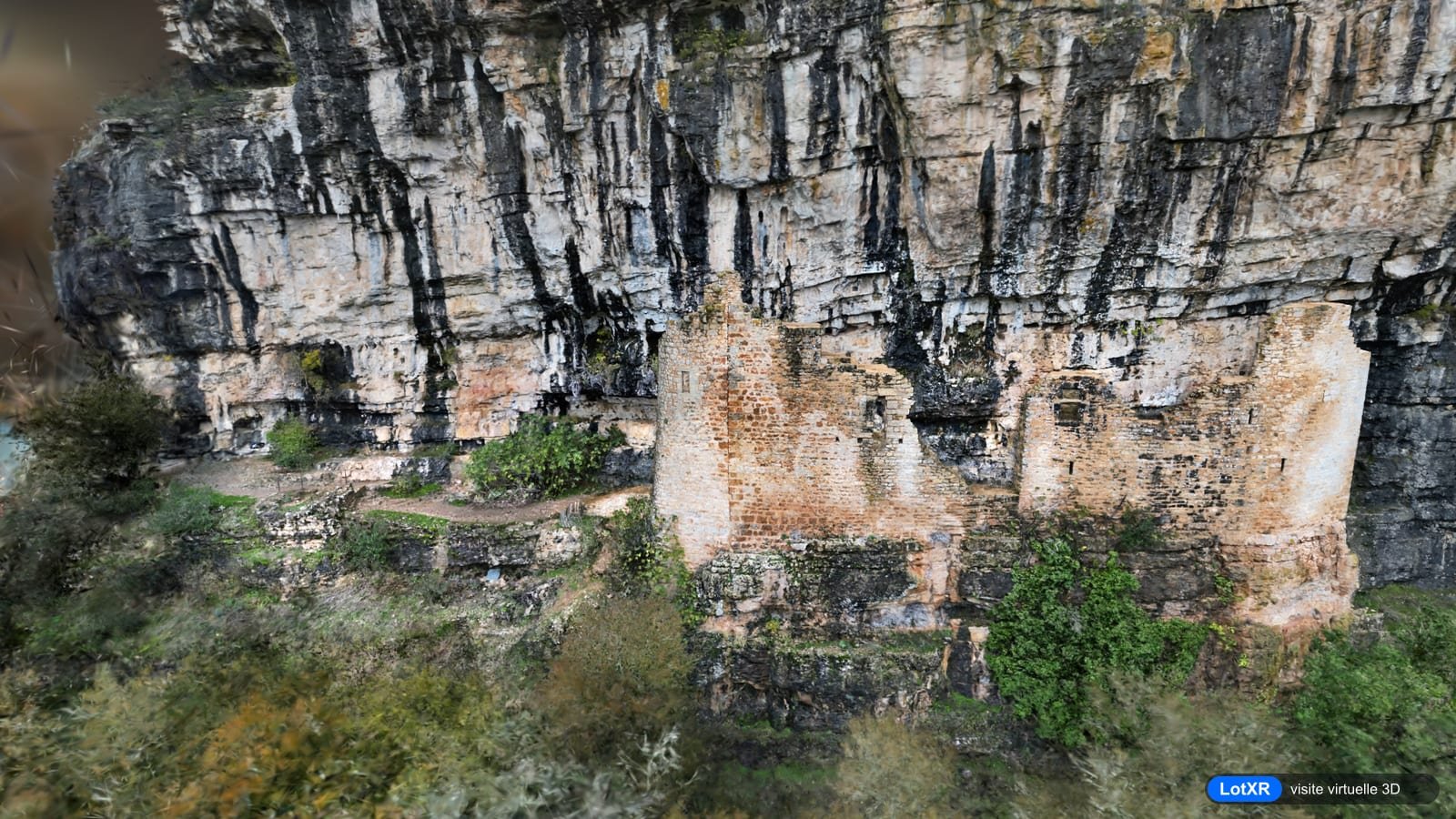 Château des Anglais d’Autoire (Lot) : la forteresse accrochée sous la falaise du cirque d’Autoire