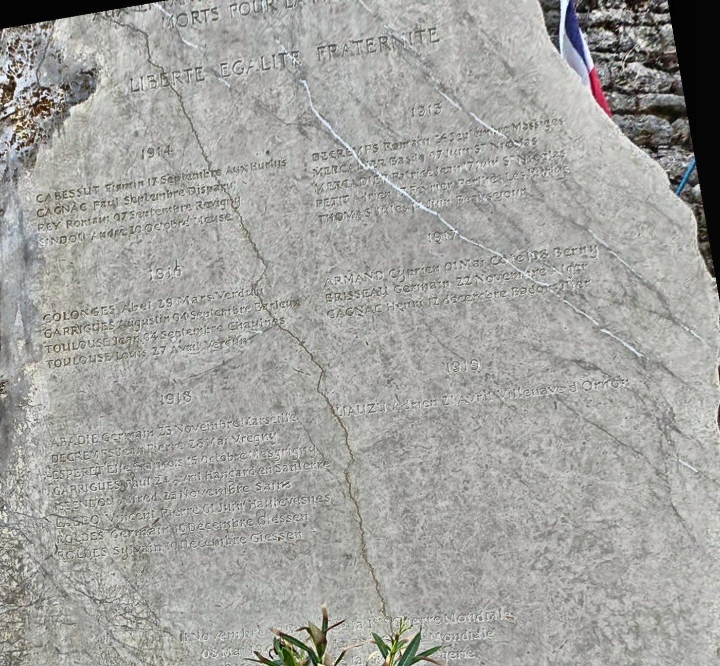 Les noms gravés, de 1914 à 1919 — Saint-Cirq-Lapopie